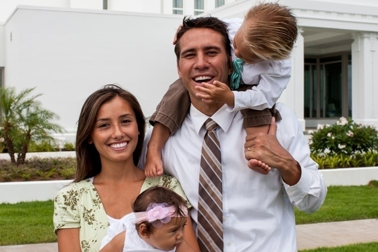 La Familia Eterna